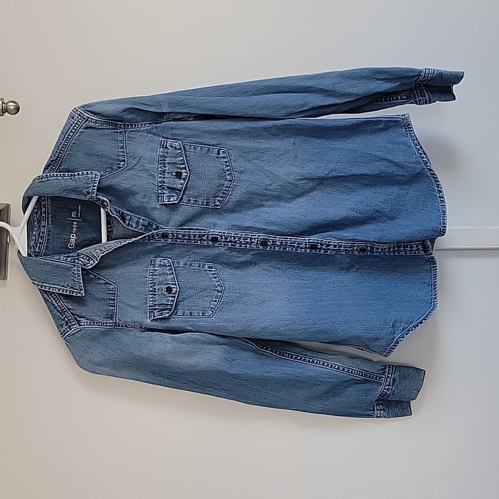 Gap denim button up shirt